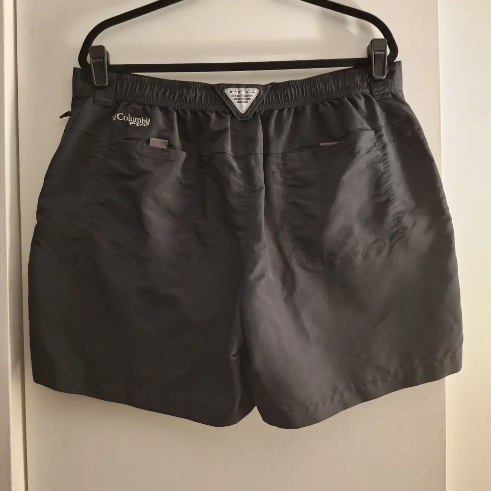 Columbia PFG Omni-Shade Men's Nylon Black Cargo Shorts